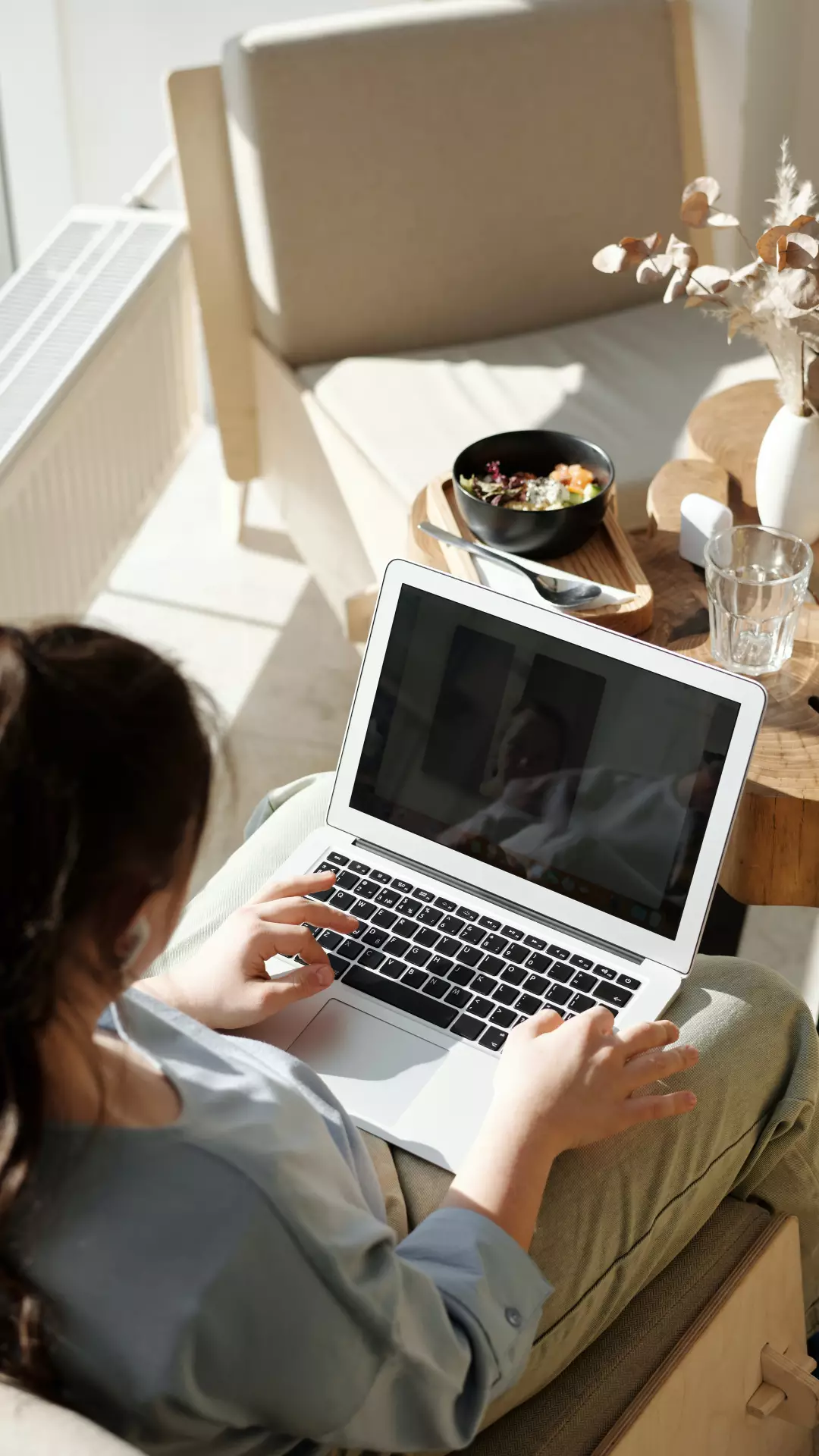 STORY: Blow Your Mind w/ These Creative Home Redesign Concepts pexels-cliff-booth-4058226.jpg (626 KB)